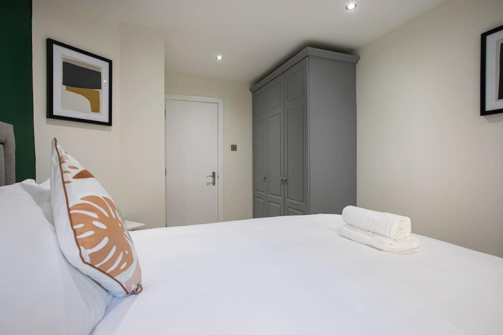 Luxury, Sleeps 6, City Centre Belfast Exterior foto